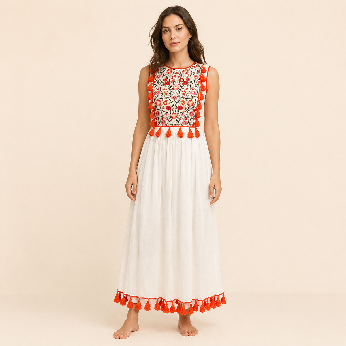 Robe Longue Brodée – variante Rouge en studio