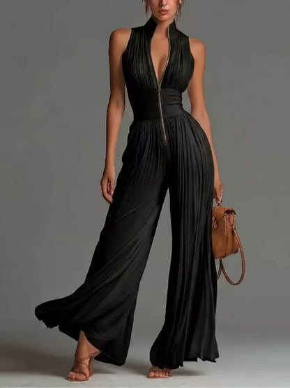 Womens Floral Print Chiffon Halterneck Pleated Jumpsuit With Side Slit And Bodycon Fit