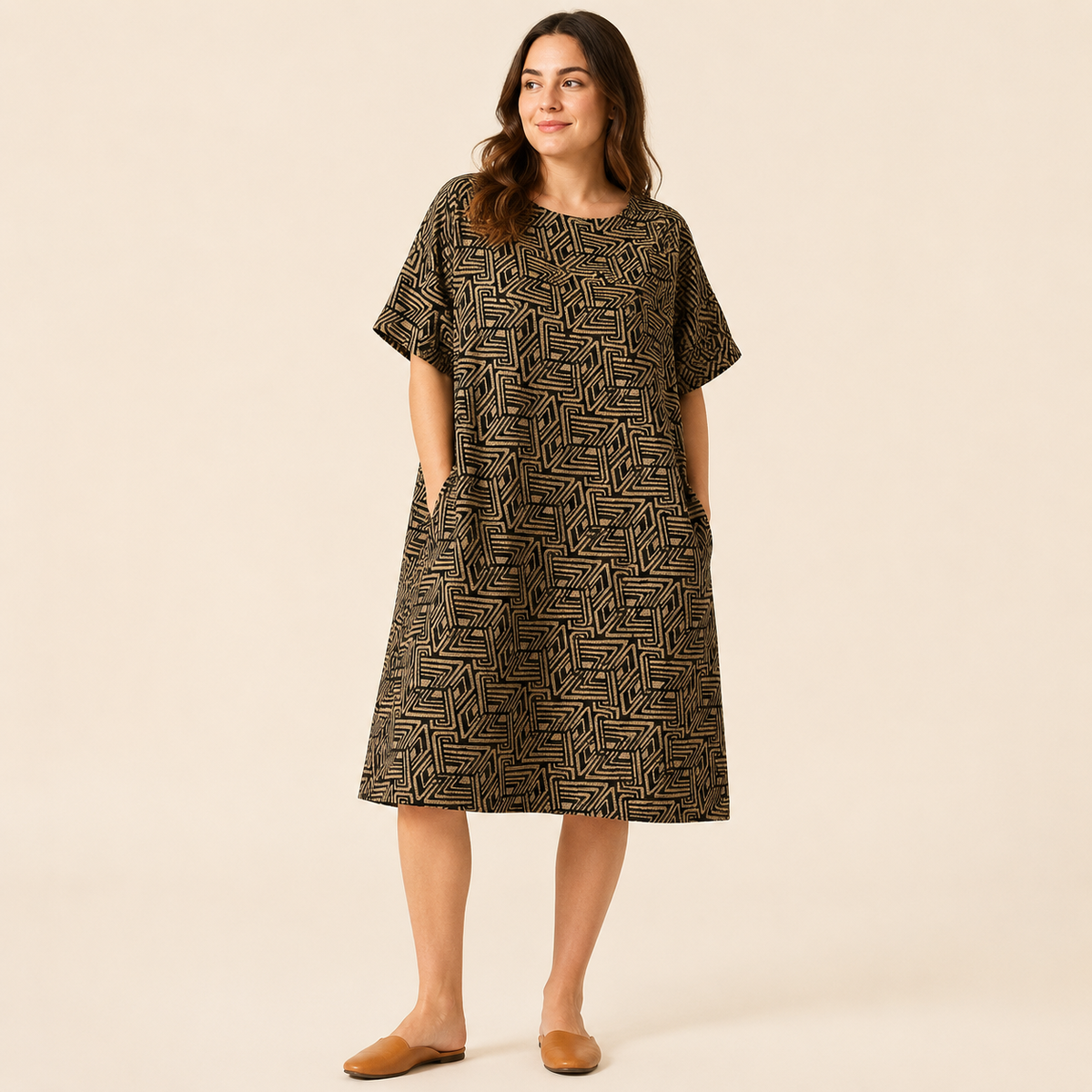 Robe Trapèze Graphique noire — vue studio